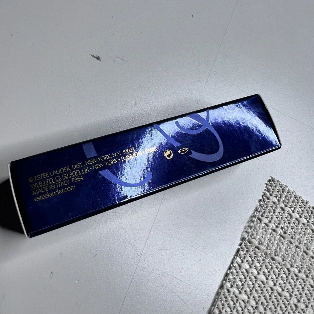 Estee Lauder Pure Color Envy Paint-On Liquid LipColor 202 Snapped Up‎ NIB